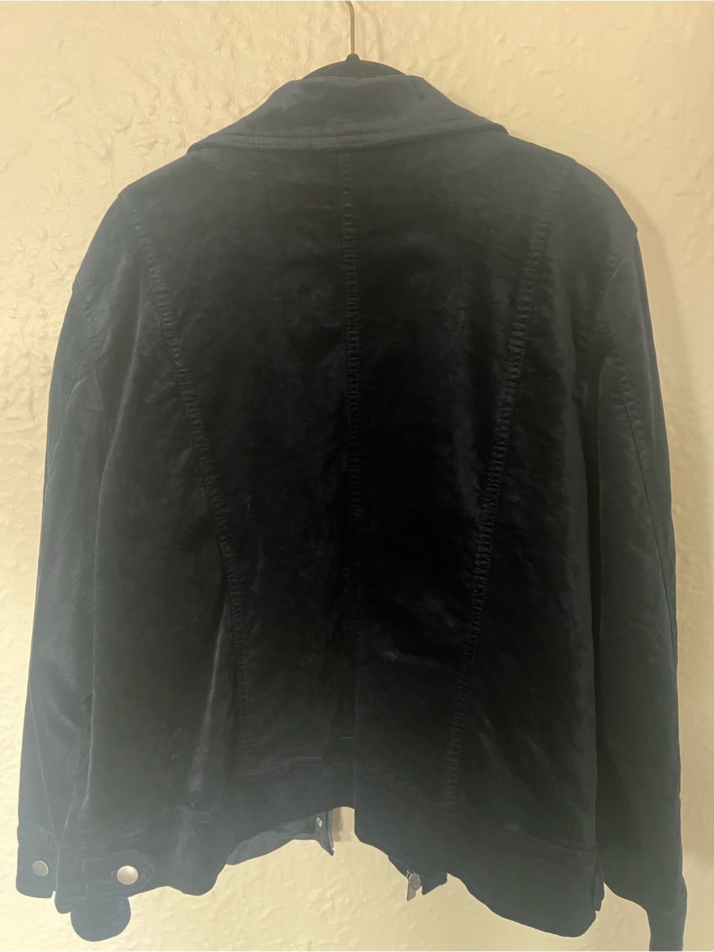 Jacket - Picture 5 of 5